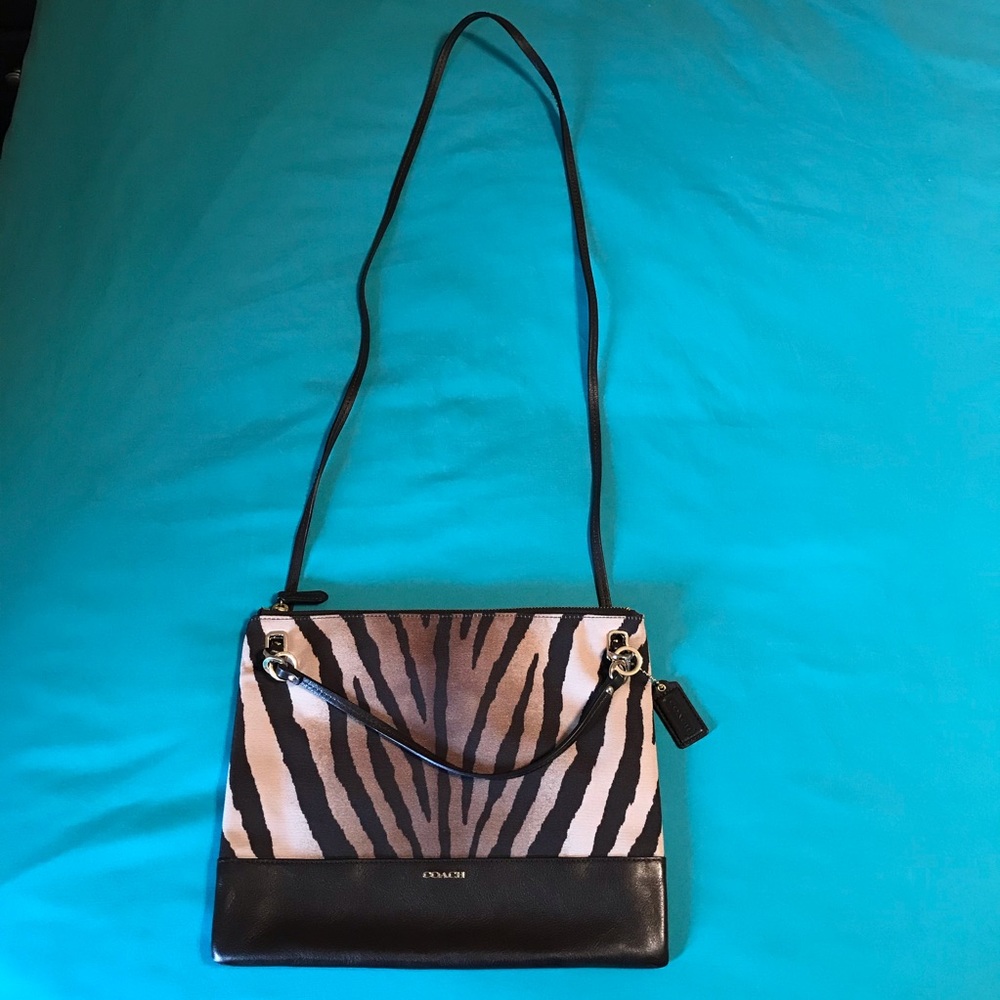 Coach Madison Convertible Bag - Picture 3 of 11